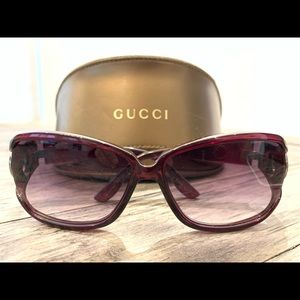 Authentic Gucci sunglasses burgundy